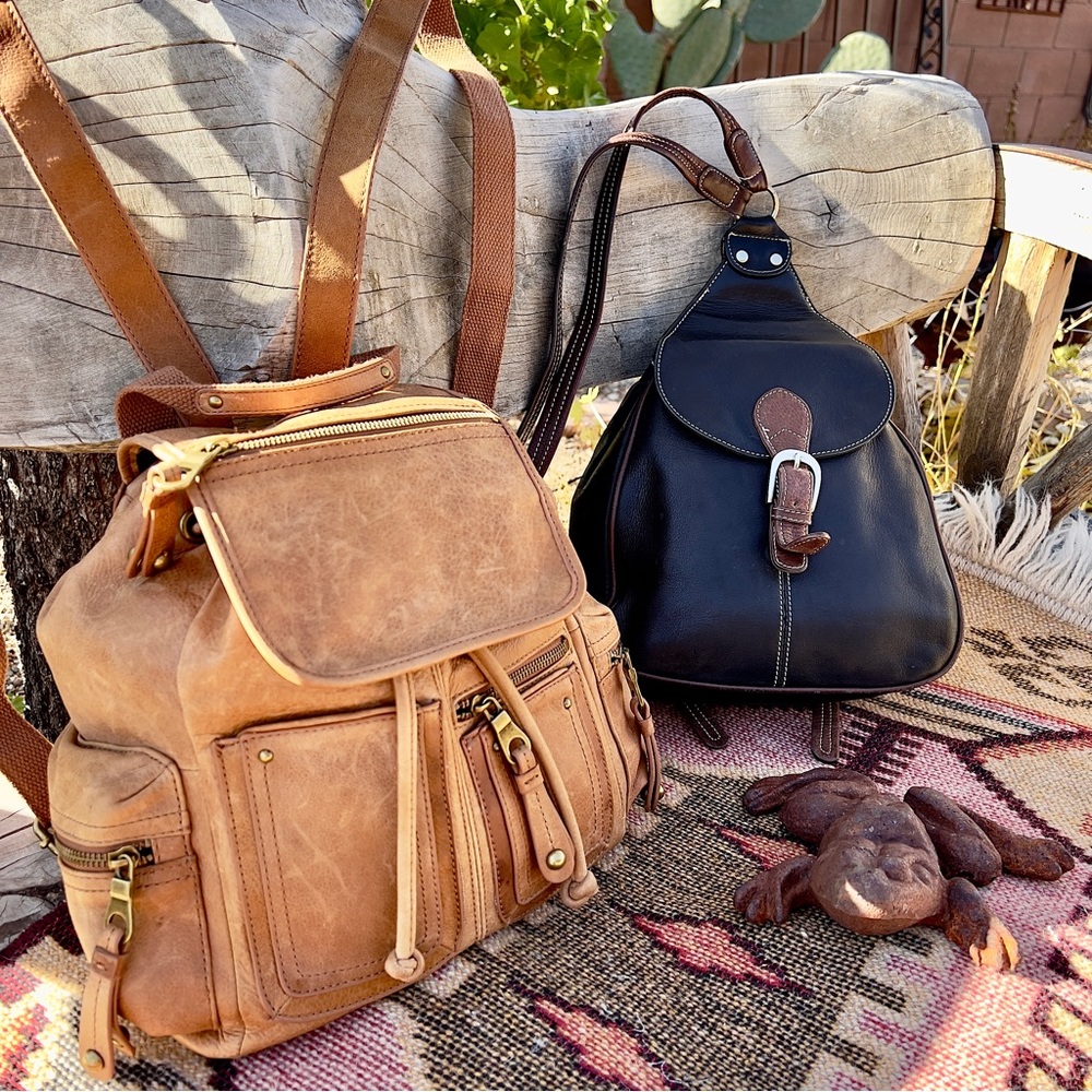 Vtg 90s Y2K Black Brown Two Tone Leather Backpack Small Front Buckle Flap Smooth - Picture 6 of 7